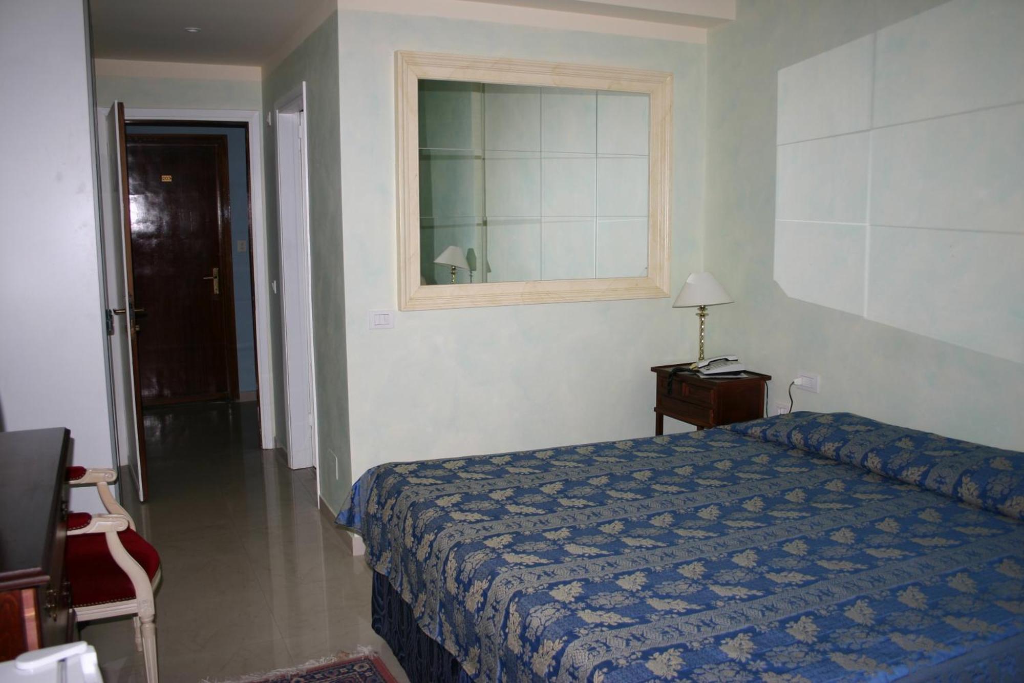 Hotel Terme Eden อาบาโนแตร์เม ภายนอก รูปภาพ