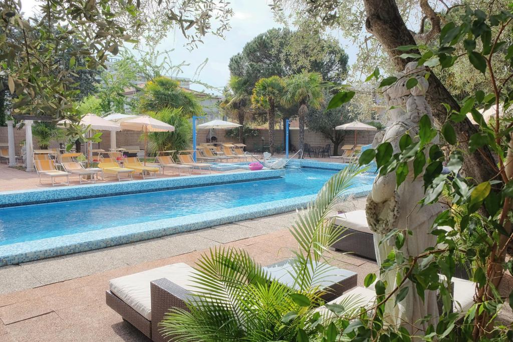 Hotel Terme Eden อาบาโนแตร์เม ภายนอก รูปภาพ